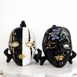 VTG Decorative Black & White Ceramic Face Mask Wall Decor with Gold Accents